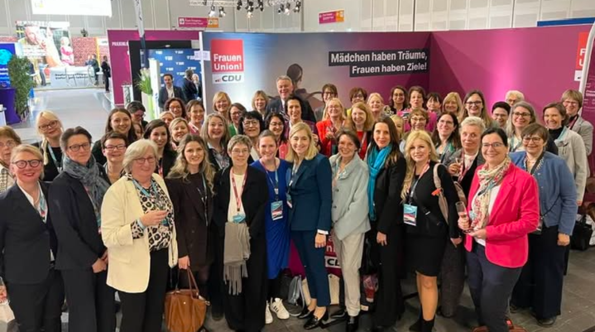 Herzlichen Gl�ckwunsch, Friedrich Merz!